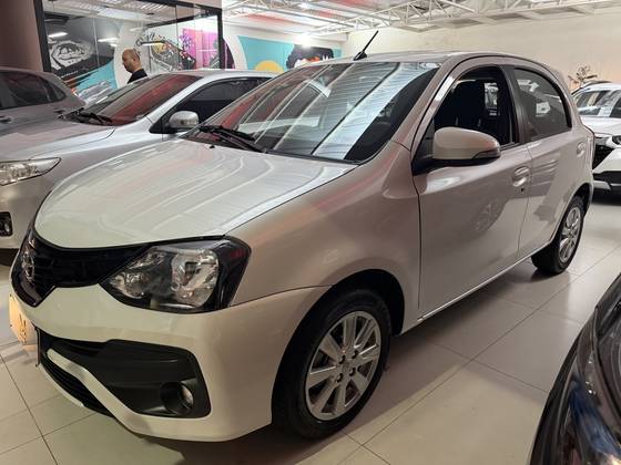 TOYOTA ETIOS 1.5 X PLUS 16V FLEX 4P MANUAL